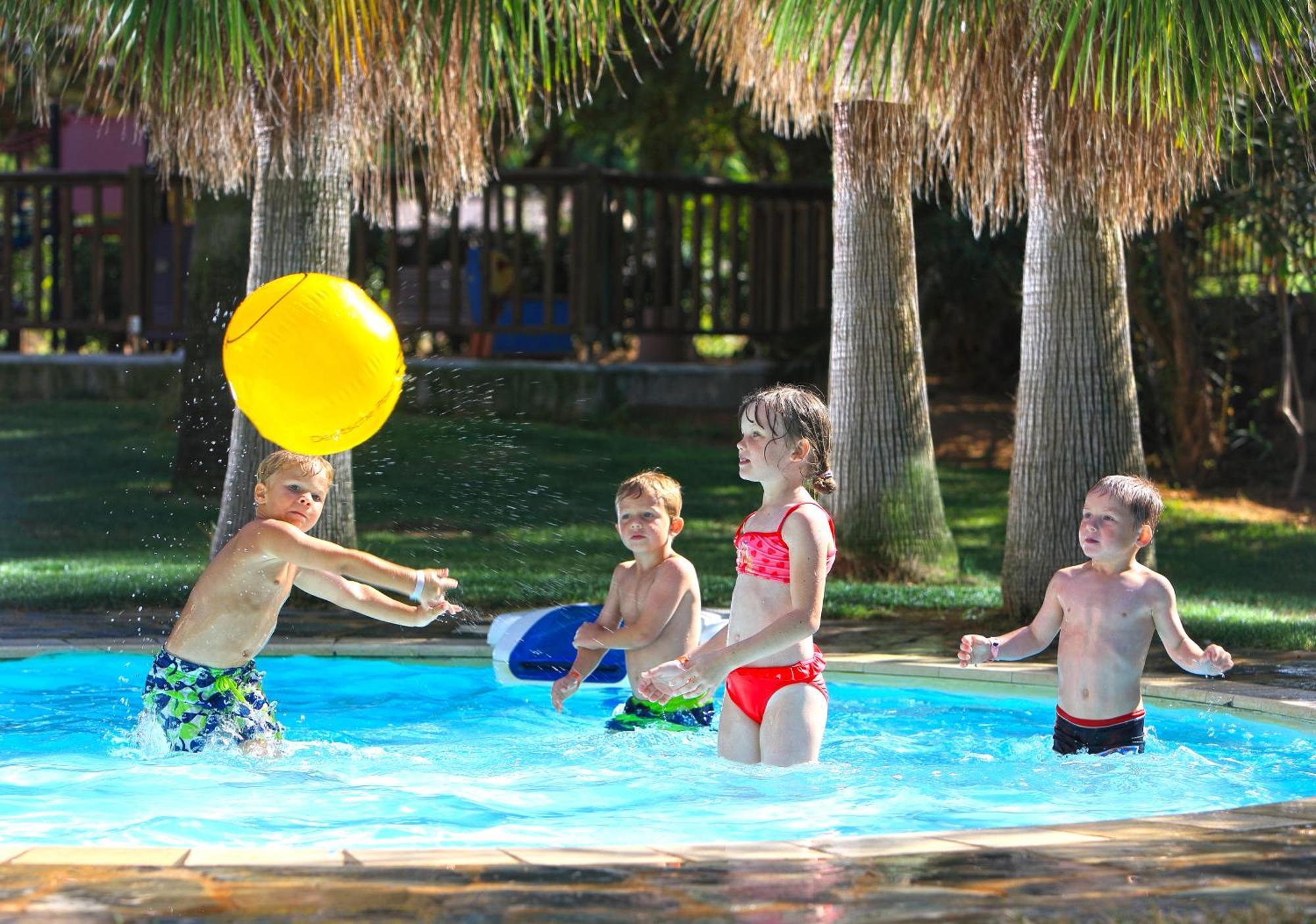 Sirens Beach & Village Malia  Luaran gambar
